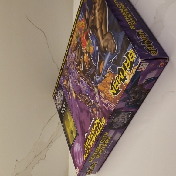 Mattel Batman Gotham City Mystery Game Ages 7+ 2-5 Players 2003 - Picture 8 of 10